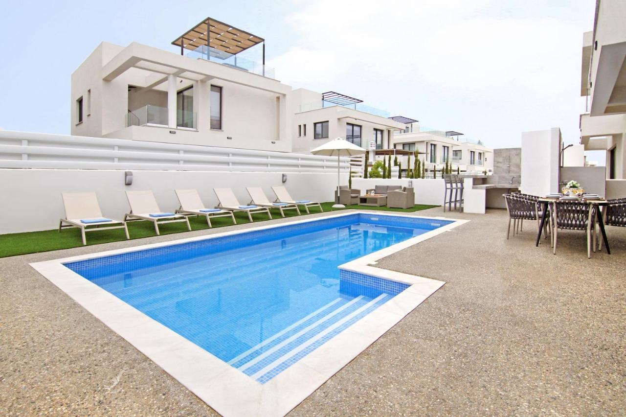 Villa Queen Alexandra Protaras Exterior foto